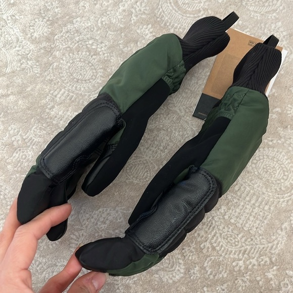 Brand New The North Face Montana Utility Gloves Green Black Touchscreen DryVent - Picture 13 of 16